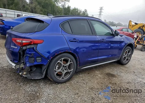 2022 Alfa Romeo Stelvio Ti z USA, uszkodzony, nr VIN ZASPAKBN9N7D39605